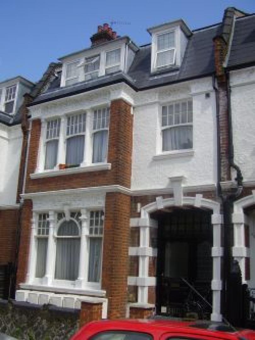 			VIEWINGS HIGHLY RECOMMENDED!, 1 Bedroom, 1 bath, 1 reception Flat			 Howitt Road, BELSIZE PARK NW3